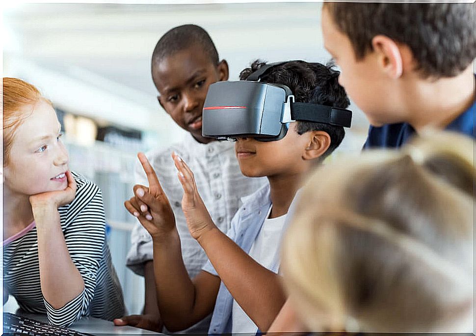 Student in class learning through virtual and augmented reality.